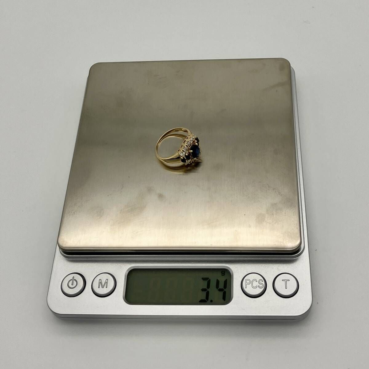 天然ブルーサファイア】 K18 18金 デザインリング 9号 3.4g 研磨済み