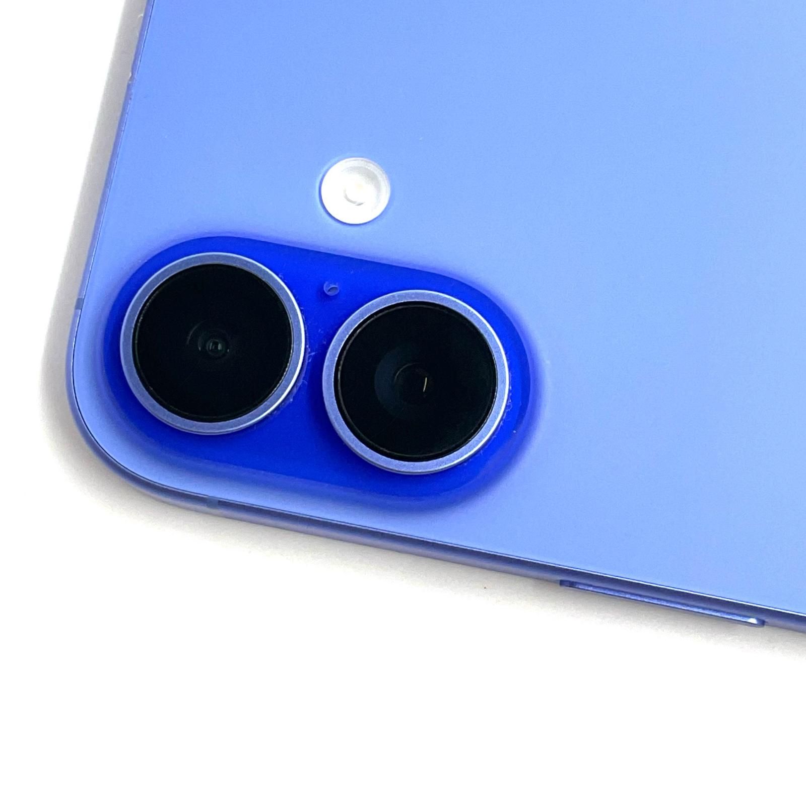 iPhone 16 128GB ウルトラマリン SIMフリー 白ロム 動作確認済 100