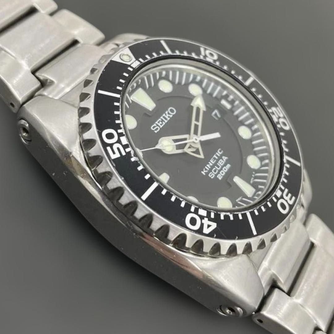 二次電池交換済】SEIKO KINETIC ダイバーズウォッチ 5M62-0BL0 黒文字