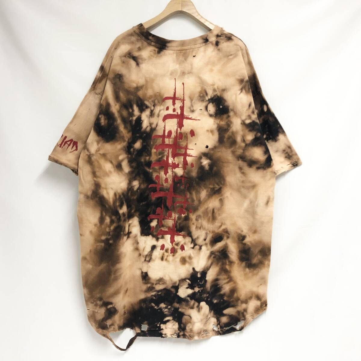 ○★新品未使用　CVTVLIST　ダメージ加工Tシャツ　2　ブリーチ 新品 未使用 CVTVLIST（カタリスト） ダメージ加工Tシャツ 2 ブリーチ