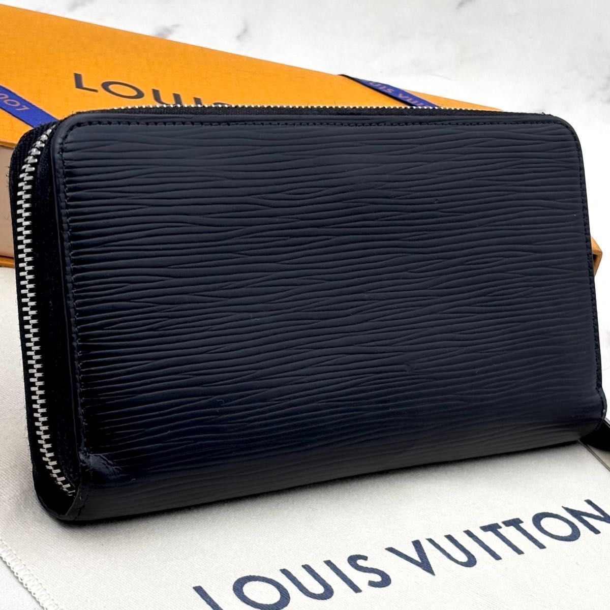 ★極美品★　ルイヴィトン　エピ　ブラック　ジッピーパース　財布 極美品】ルイヴィトン エピ ジッピーウォレット ブラック - メルカリ