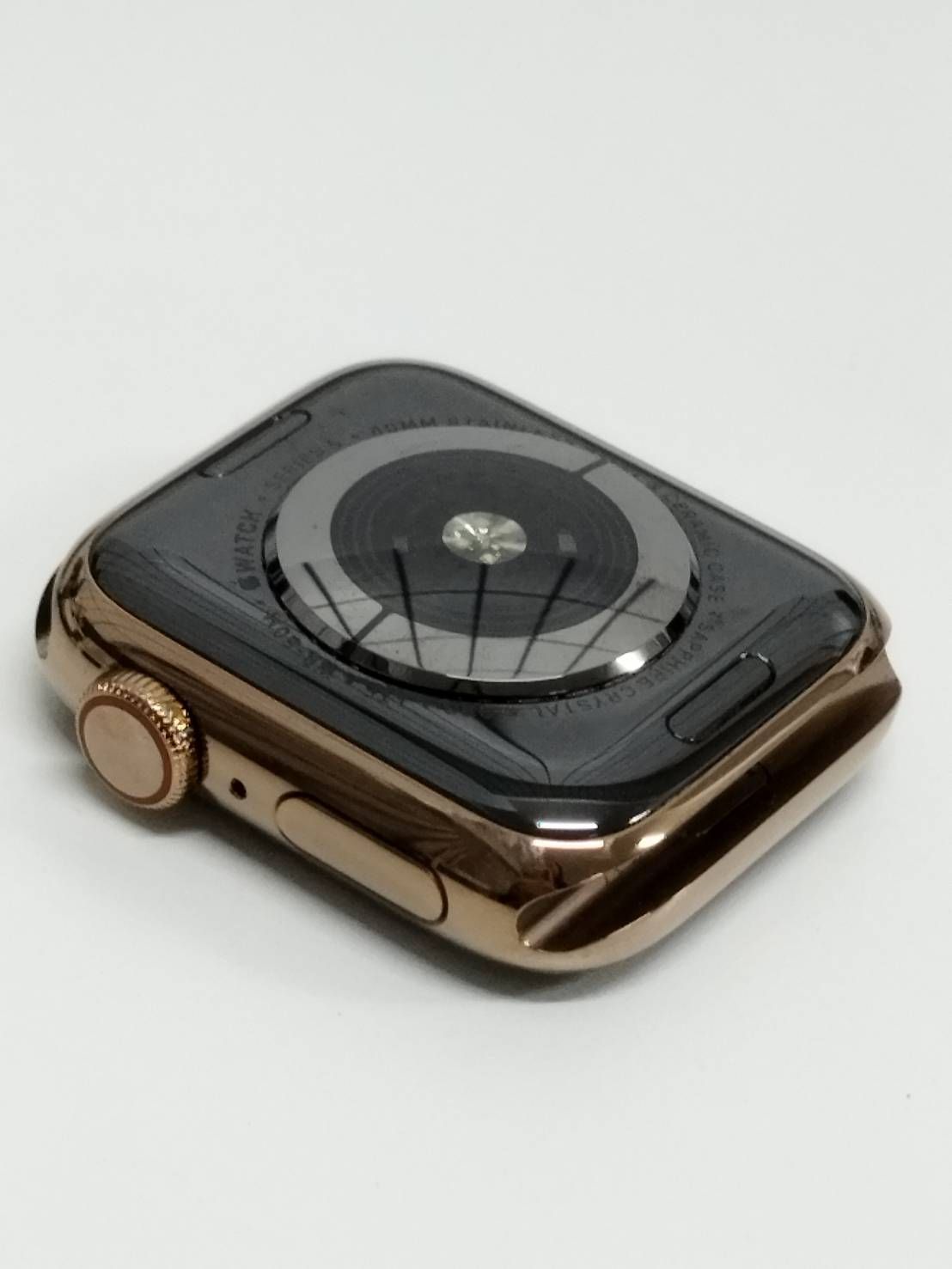 Apple Watch Series 5/GPS+セルラー/40mm/A2156/ゴールドステンレス〈MWX62J/A〉 Apple Watch Series 5 (GPS + Cellular) 44mm Gold Stainless Steel