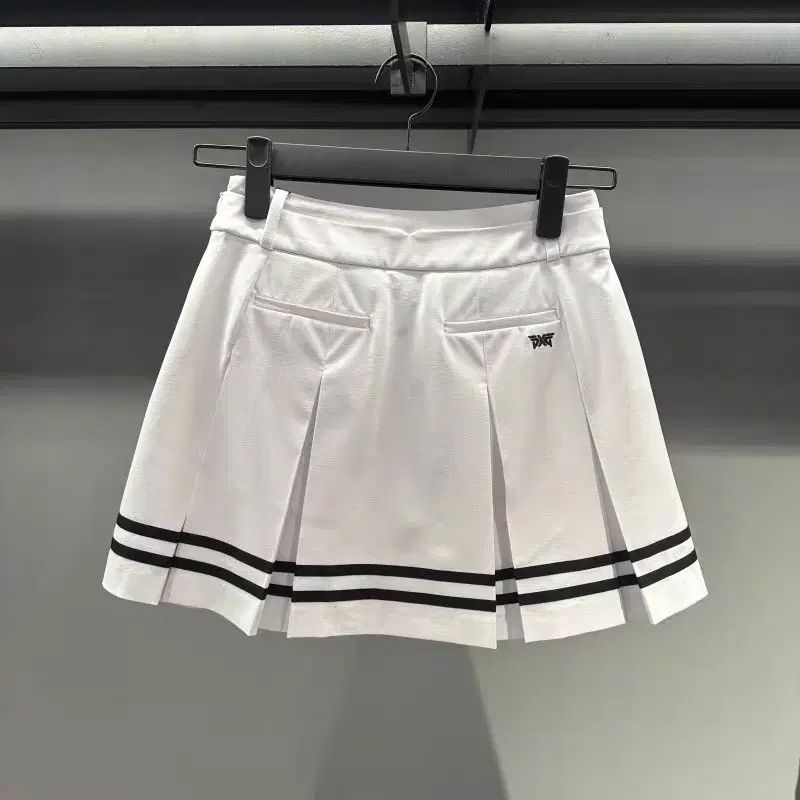 ゴルフ レディース PXG pxg スカート（ホワイト）Sサイズ PXG ゴルフ スカート S PXG ホワイト ロゴ ゴルフ スカート PXG