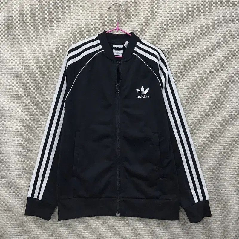 adidas ジップアップジャケット ネイビー 140 - メルカリ アディダス