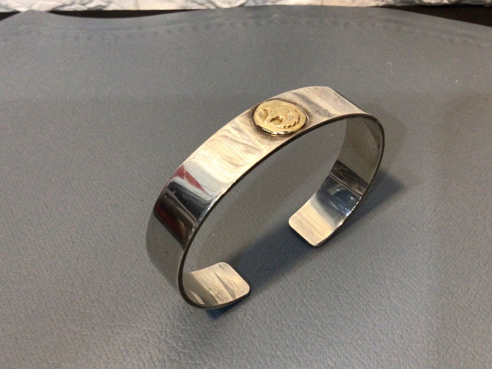 TADY&KING 平打ちバングル ウルフ silver K18 - メルカリ