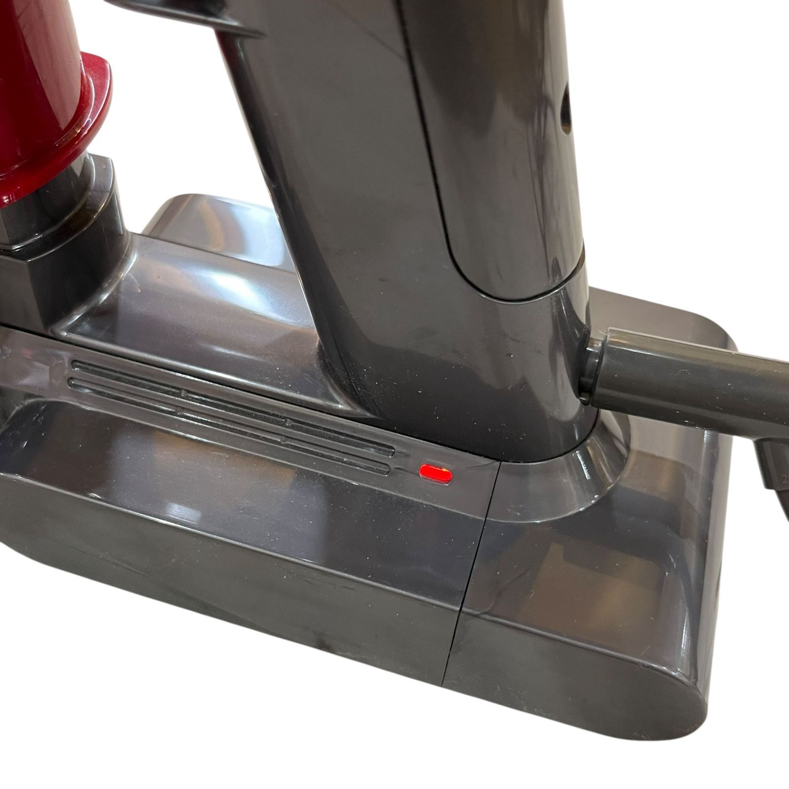 Dyson コードレス掃除機 ジャンク dyson ダイソン DC61 コードレスクリーナー〔ジャンク〕 - メルカリ