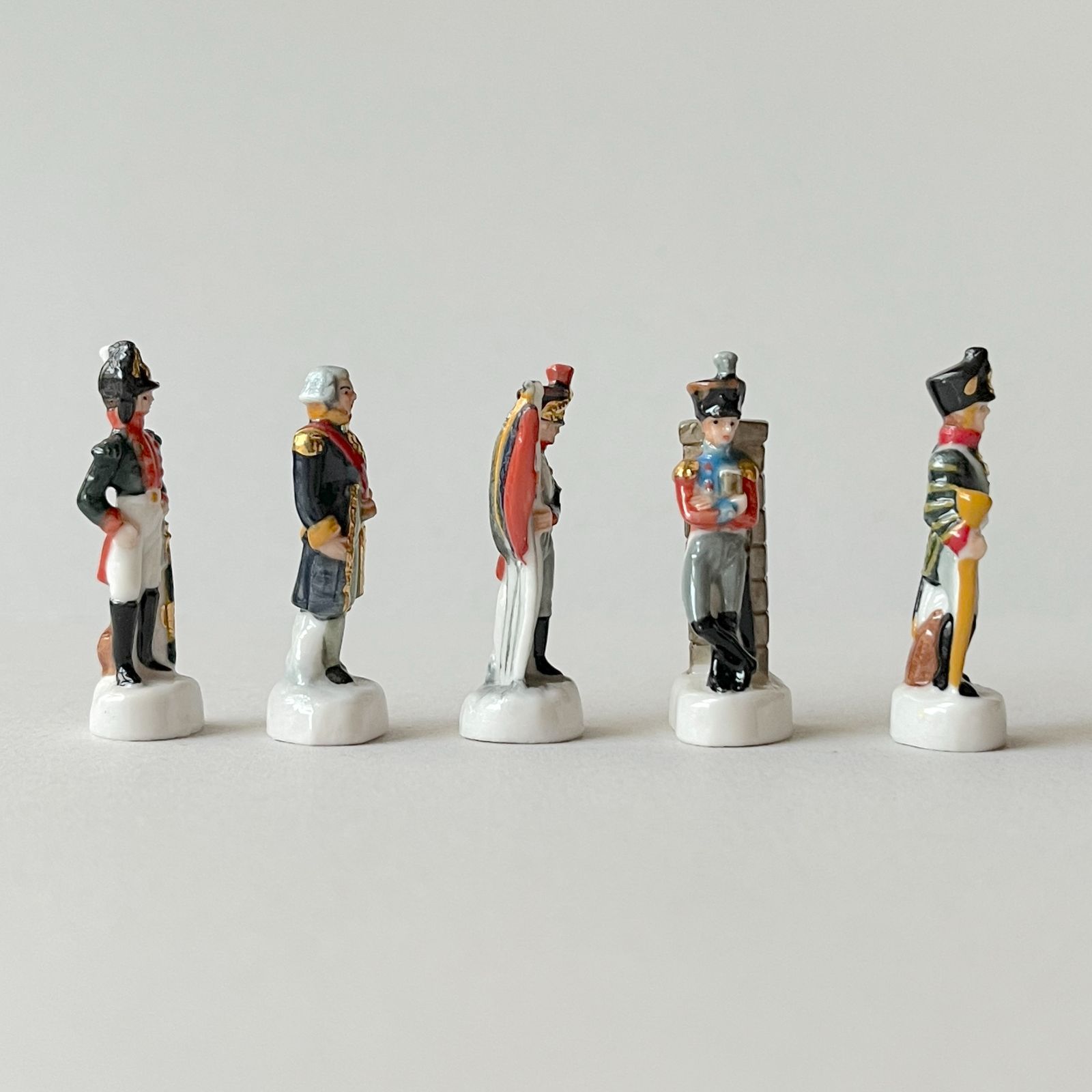 フェーヴ 歴史のページの兵士たち 10個 フランス フェーブ ミニチュア