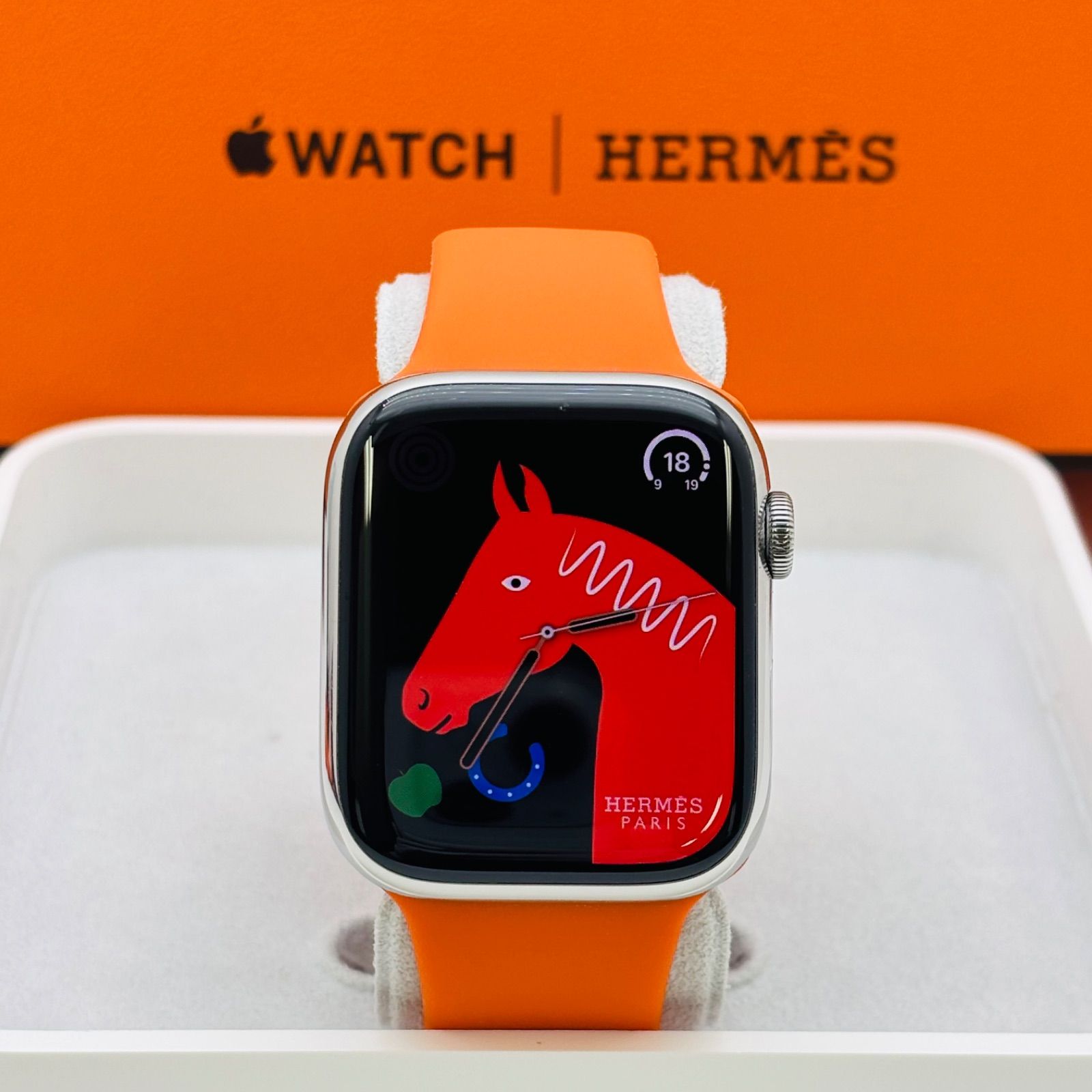 2806 Apple Watch Series 7 HERMES 45 mm