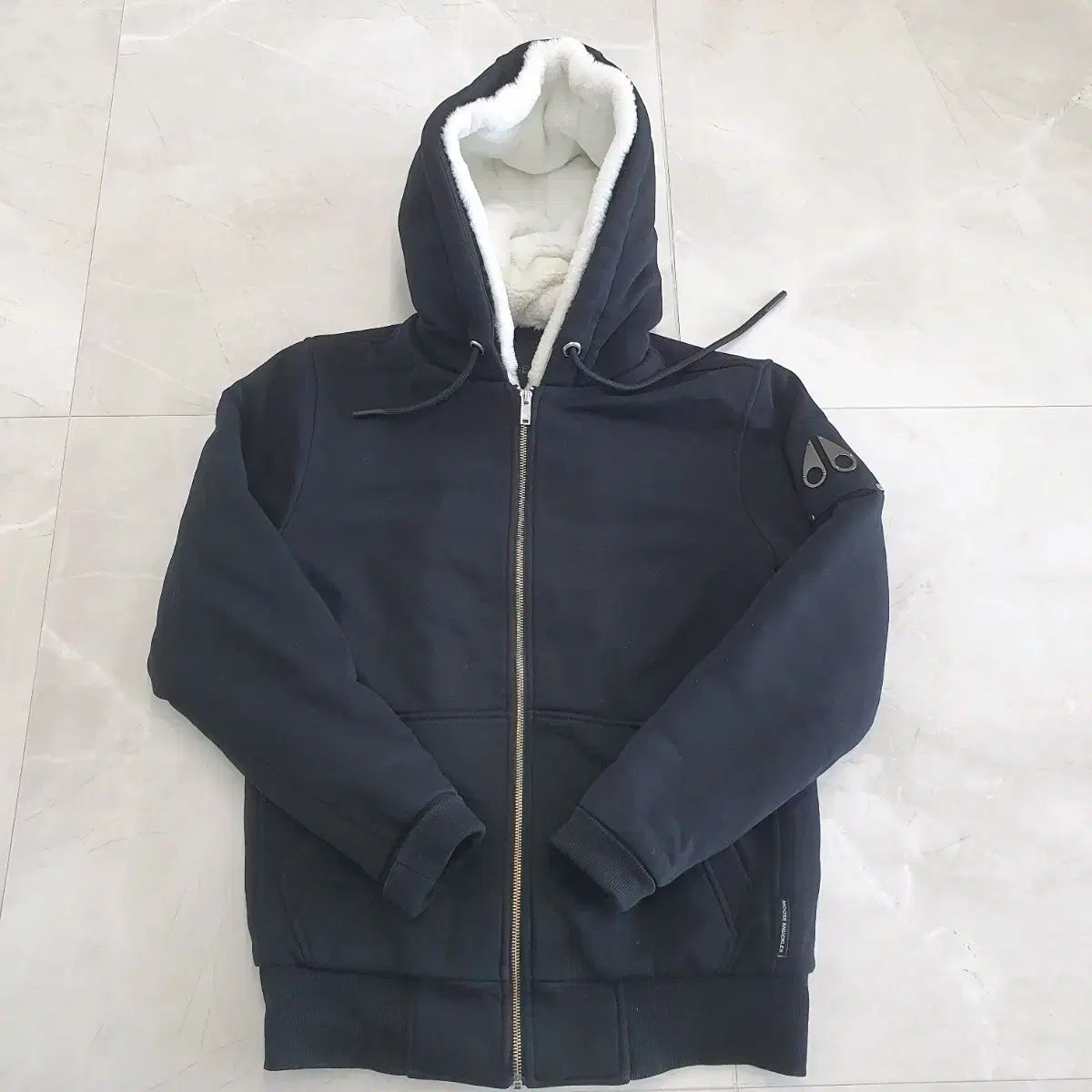 ムースナックルズ 中綿ジップアップパーカー ブラック M 匿名配送 ムースナックルズ ブラック バーナーズ フード ジップアップ