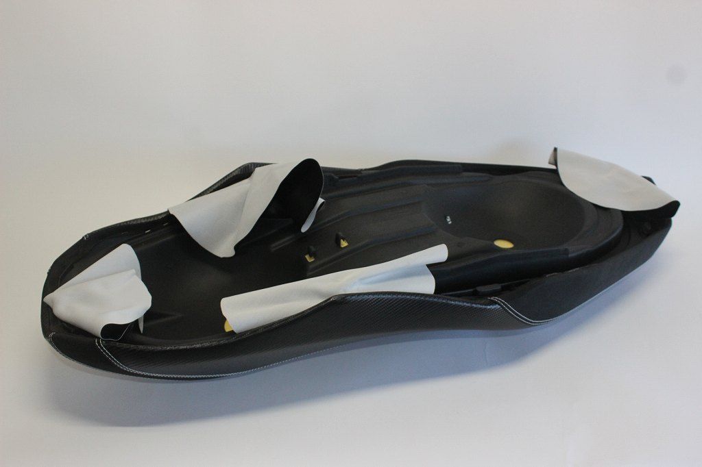 XMAX 2018～2022 カスタムシート 黒 / 300 250トリシティ XMAX 2018～2022 カスタムシート 黒 / 300 250トリシティ