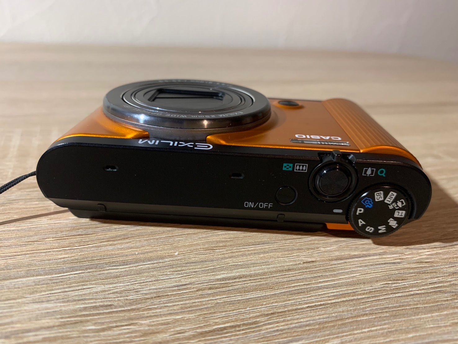 6653 Casio EXILIM EX-ZR1600 オレンジ デジカメ 美品 - メルカリ