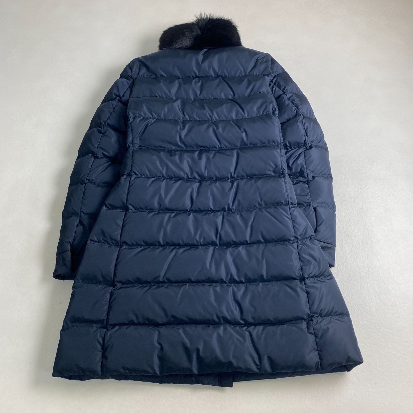 プラダ ダウンコート PRADA フォックスファー襟 ネイビー 42 - メルカリ