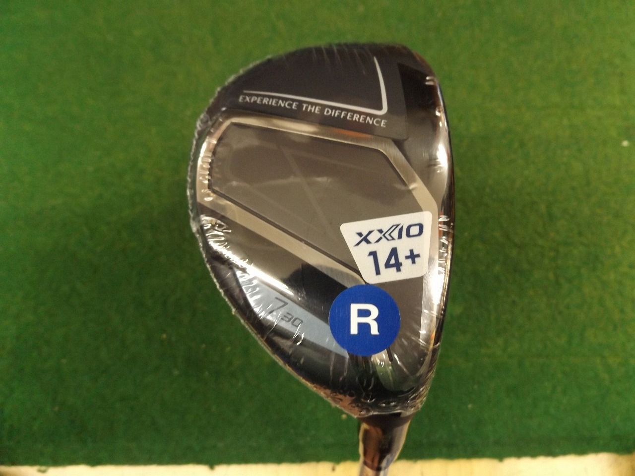 3896 XXIO+ (2026) Ｈ7 30 純正カーボン R カバー有 新品 ダンロップ ゼクシオプラス ユーティリティ .992176