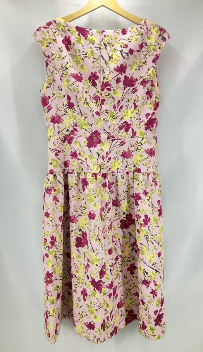 ☆ Rene ルネ フラワーワンピース ノ-スリ-ブワンピ-ス 花柄 日本製