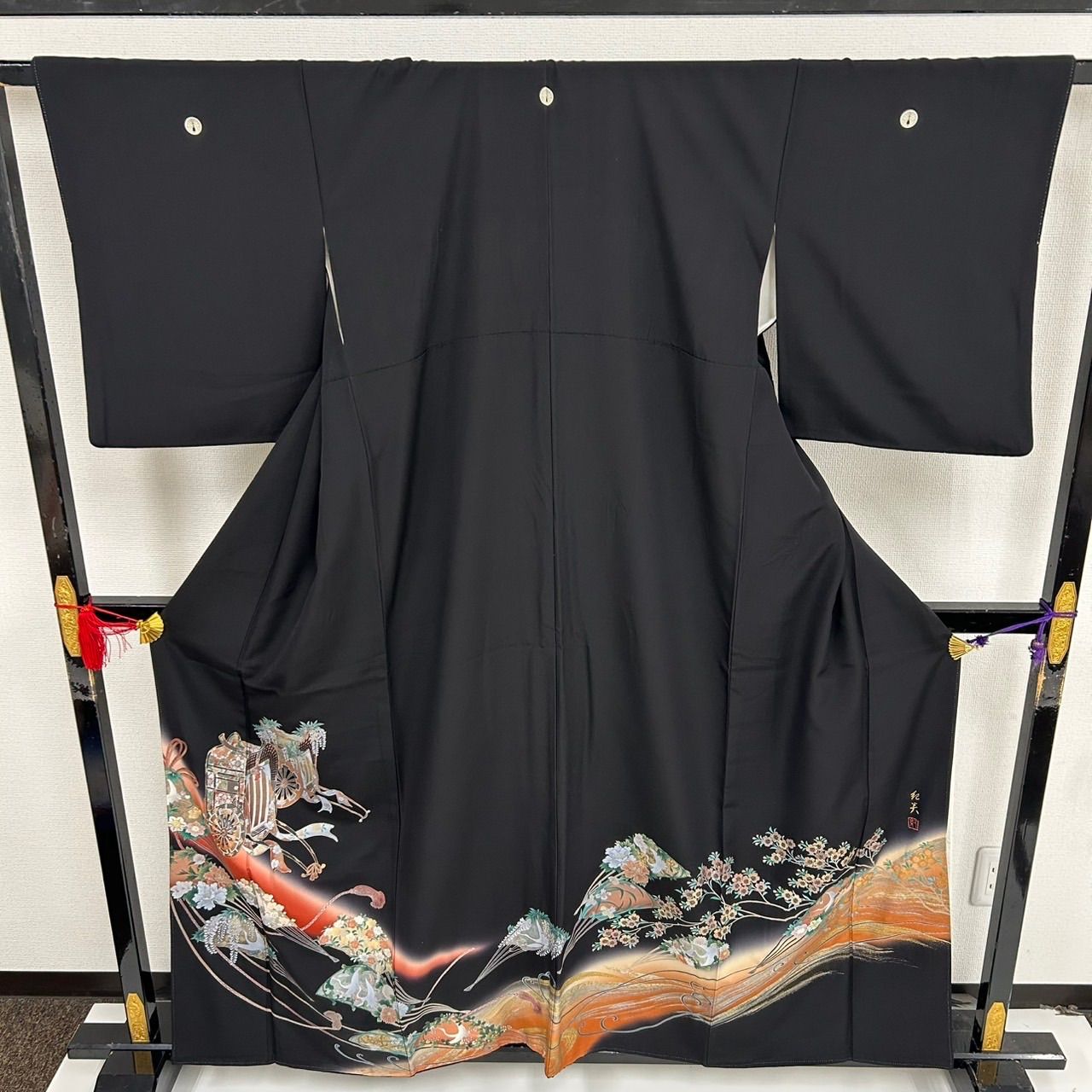 黒留袖 作家物 箔押し 鳥に花柄 五つ紋 比翼 正絹 着物 MK-1382 - メルカリ