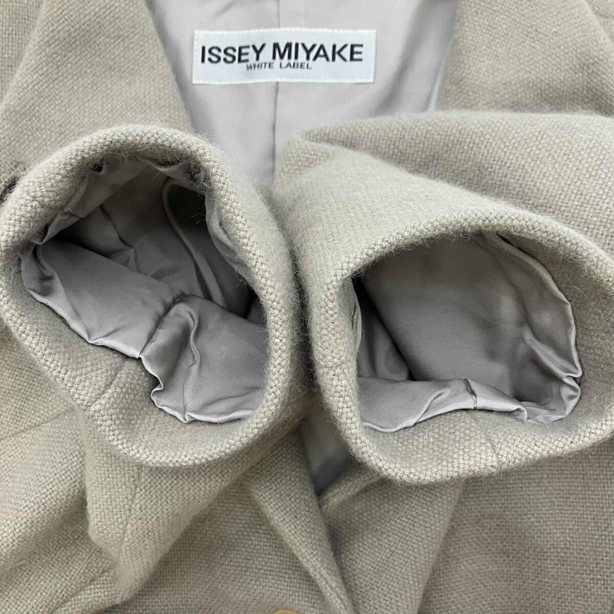 ISSEY MIYAKE WHITE LABEL イッセイミヤケ ホワイトレーベル アンゴラ