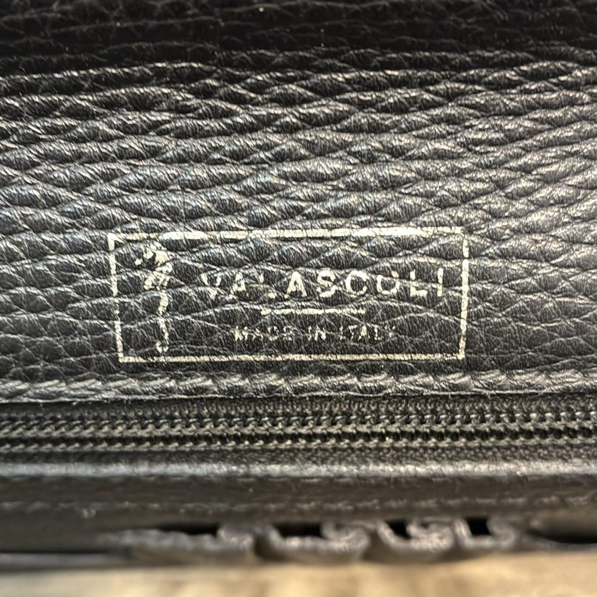 バラスコリ(VALASCOLI) ビジネスバッグ - 黒 本体ロックあり レザー