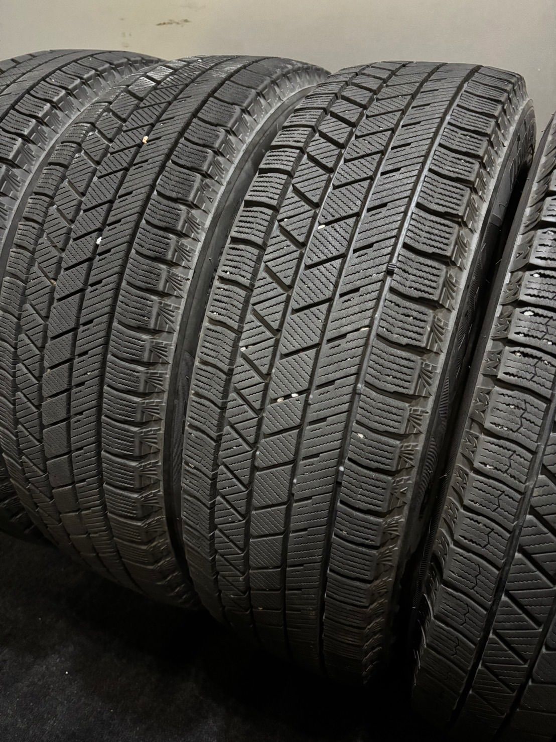 送料込☆ブリヂストンVRX2☆175/65R15☆アクア・ヤリス・フィットなどに ブリザック VRX2 アクア ヤリス グレイス インサイト フィット