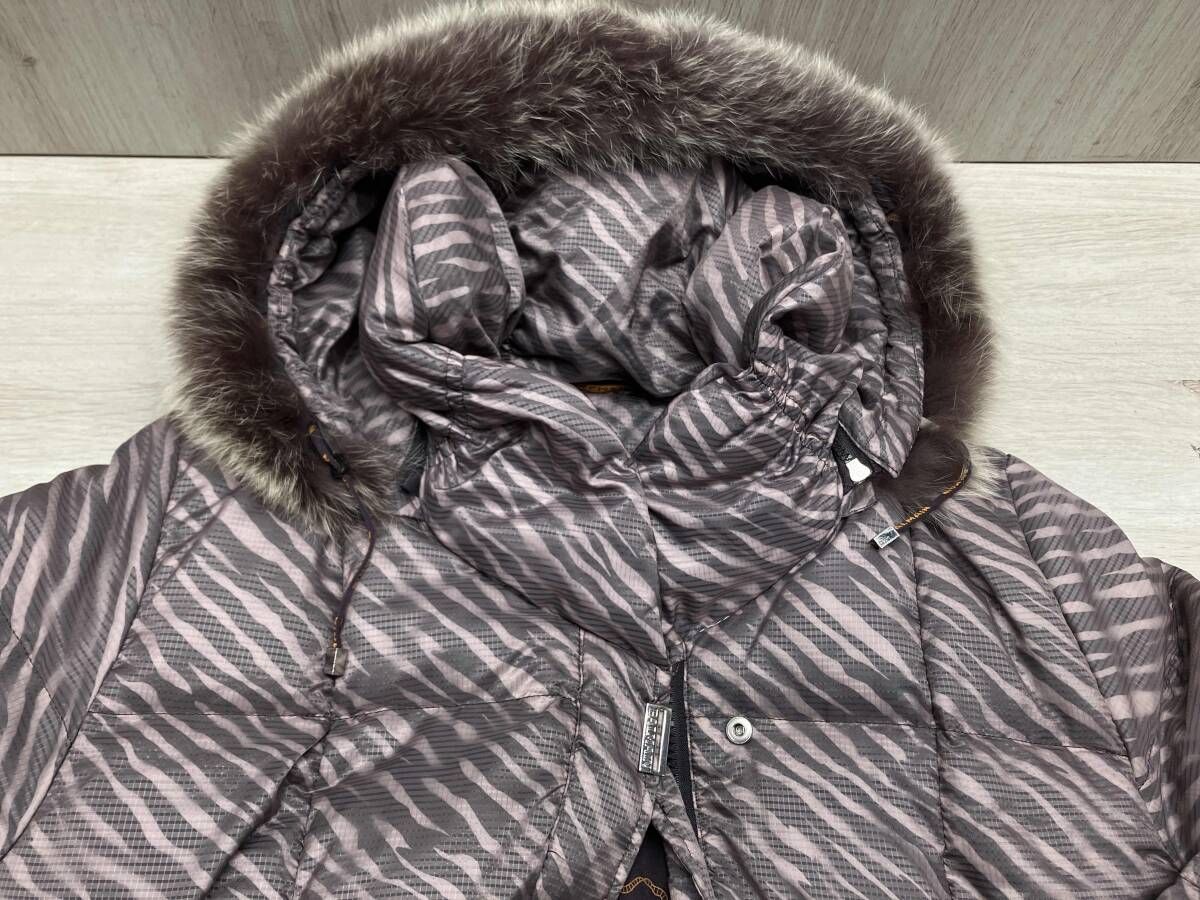 BALMAIN/バルマン フード付ダウンコート BC26227 ゼブラ柄 ブルー