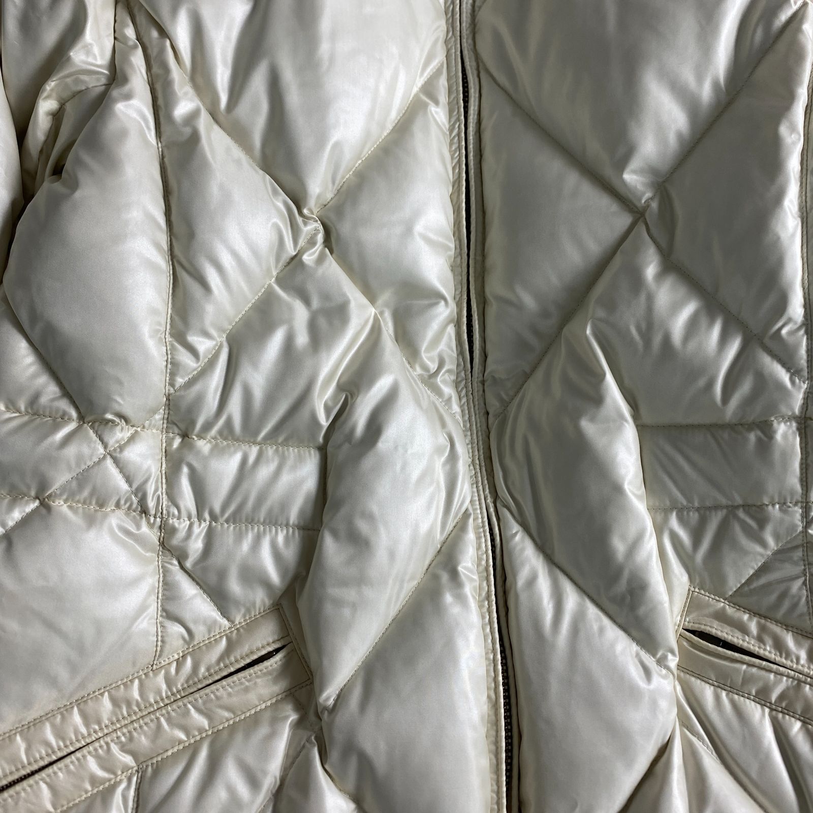 バーバリーロンドン ダウンコート ノバチェック ファー 2way ホワイト