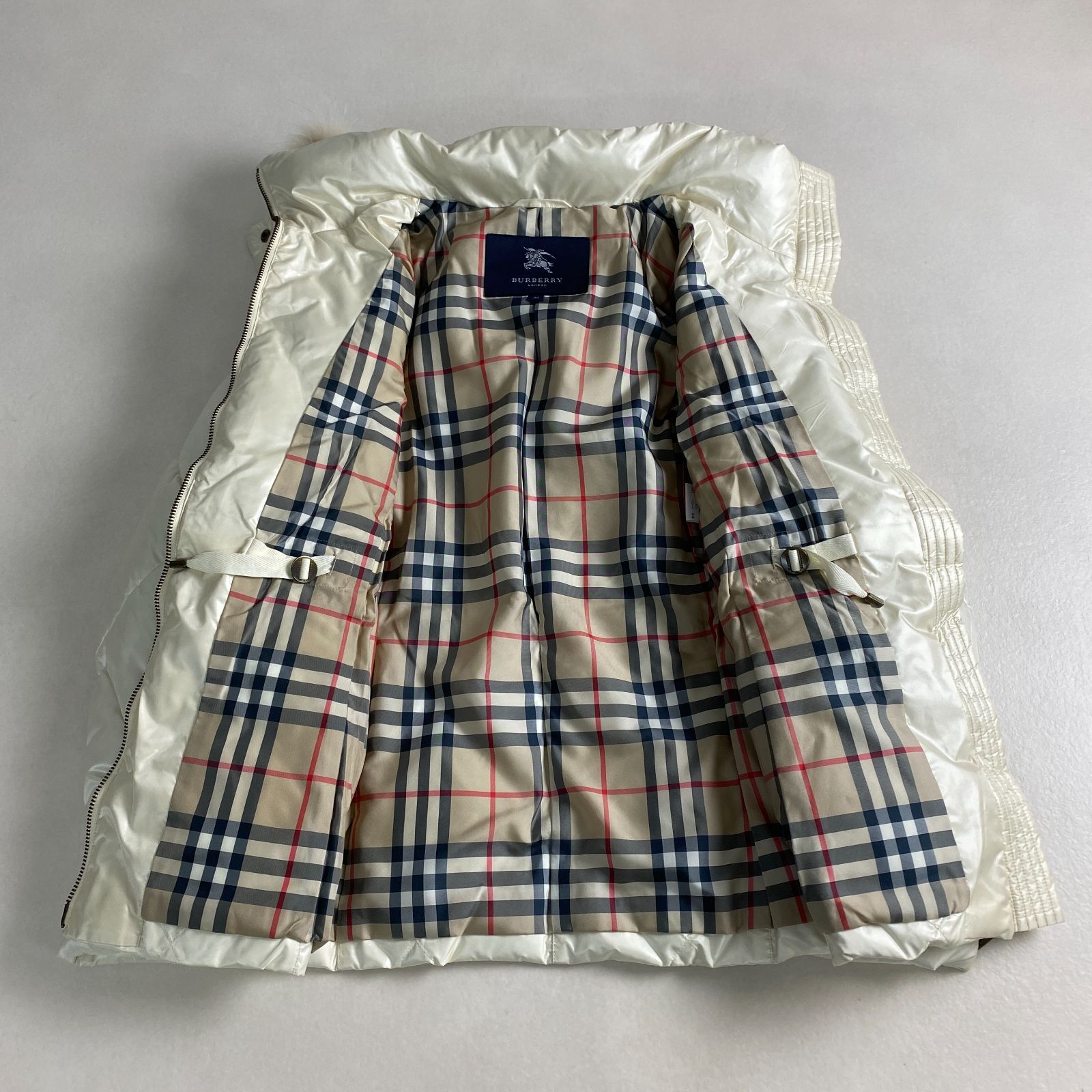 バーバリーロンドン ダウンコート ノバチェック ファー 2way ホワイト