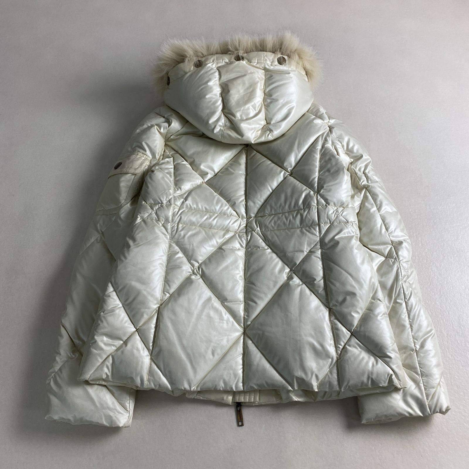 バーバリーロンドン ダウンコート ノバチェック ファー 2way ホワイト