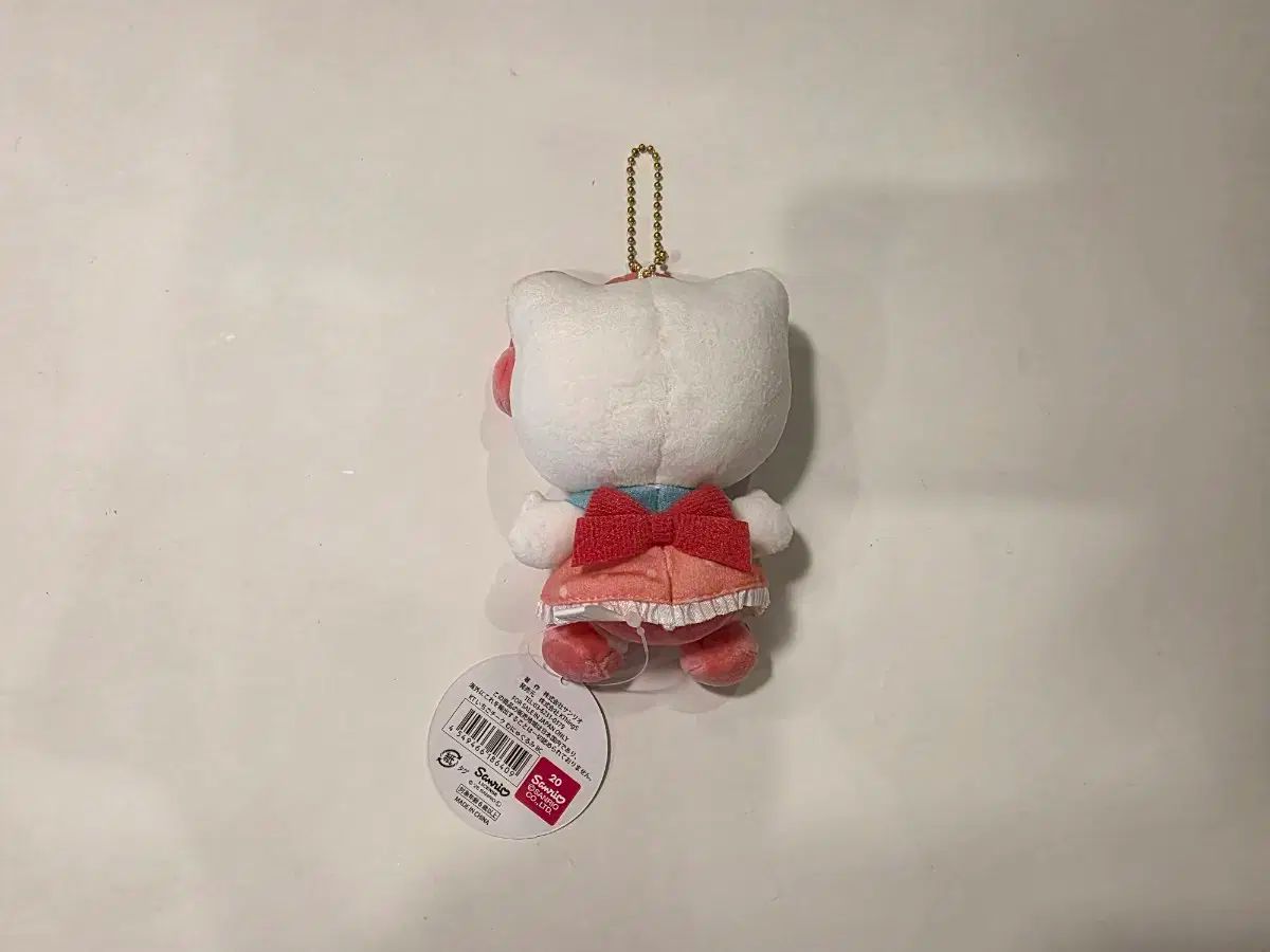 サンリオキャラクターズ いちごチーク むにゅぐるみマスコット|むにゅ いちごの帽子がかわいい♡サンリオキャラクターズより「いちごチーク いちごチークシリーズ サンリオ 🍓4⁄10 店頭販売開始 むにゅぐるみパティオ 苺 ハローキティ マスコット #サンリオキャラクターズ サンリオ♡いちごチークシリーズ♡を発売開始するよ〜✨|NEWS|むにゅ より むにゅ