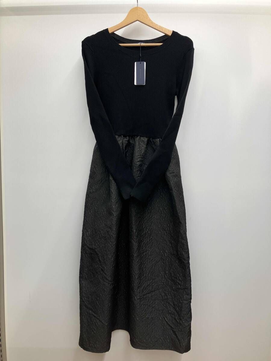ベアトリス 長袖 ドッキングワンピース ブラック E 98518 サイズ38
