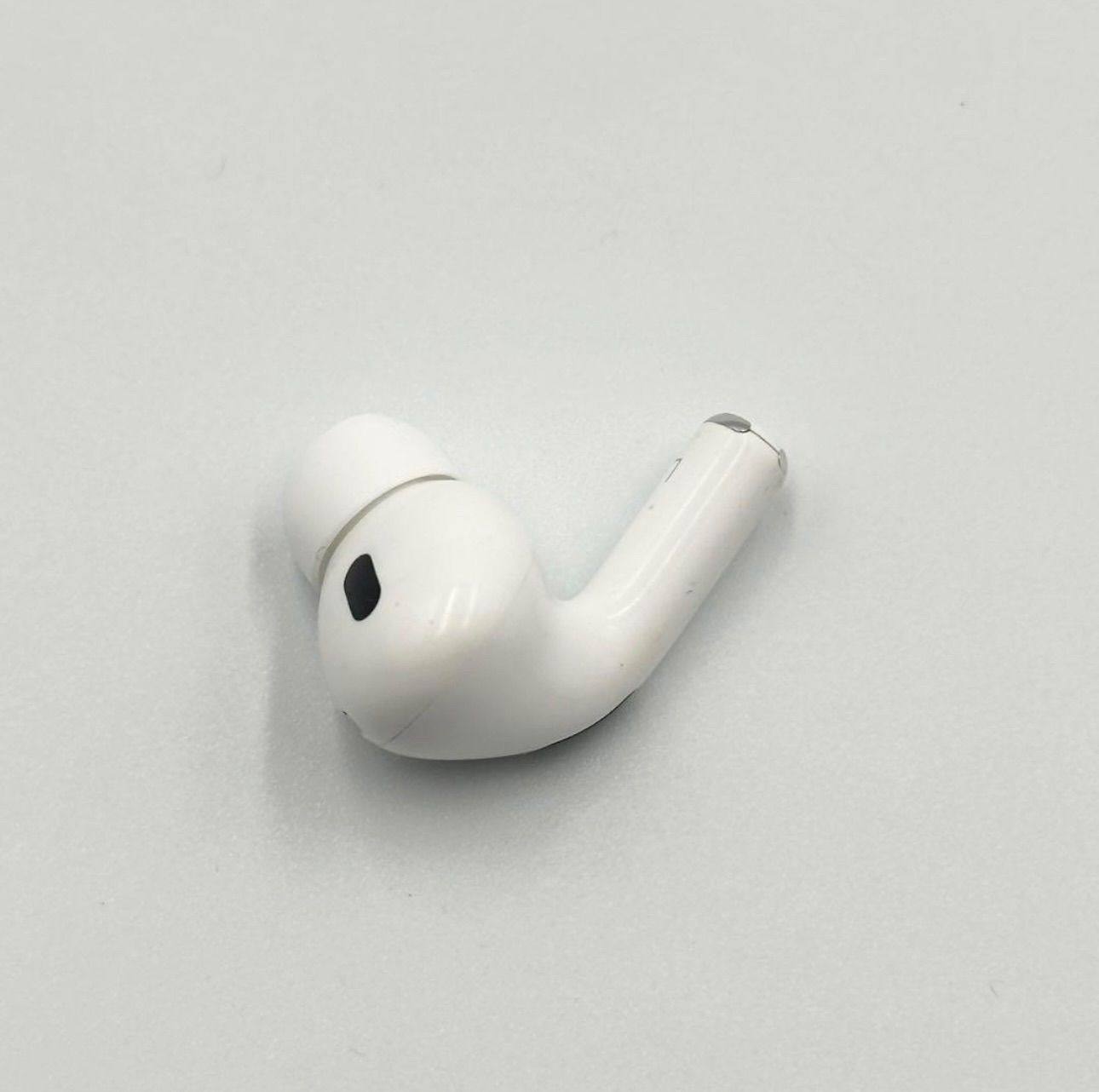 美品✨️】Apple AirPods Pro 第2世代 左耳 A3048 Type-C - メルカリ