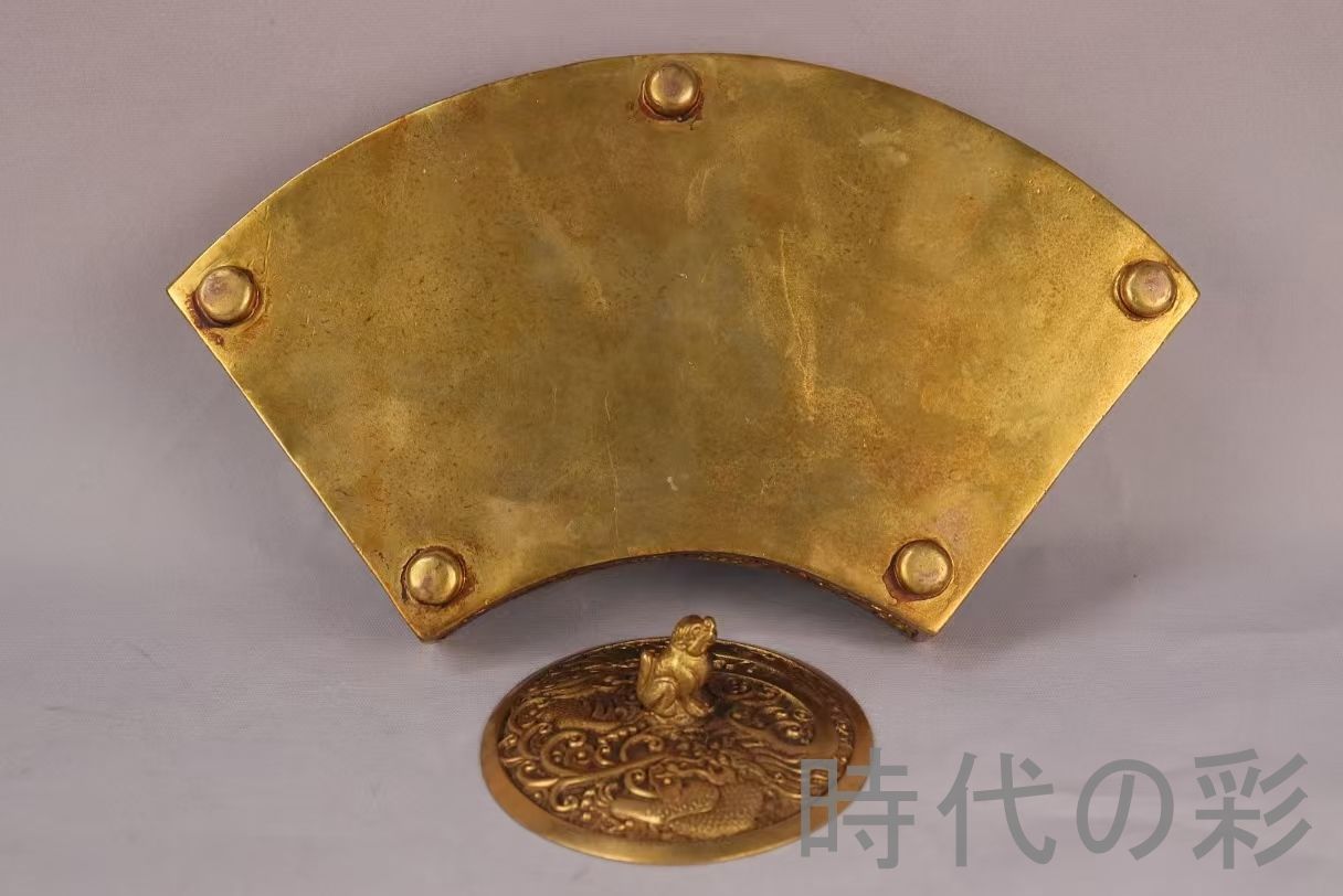 旧蔵 清代 鍍金銅硯台』精銅製文房雅器 鍍金仕上 中国古美術 骨董品