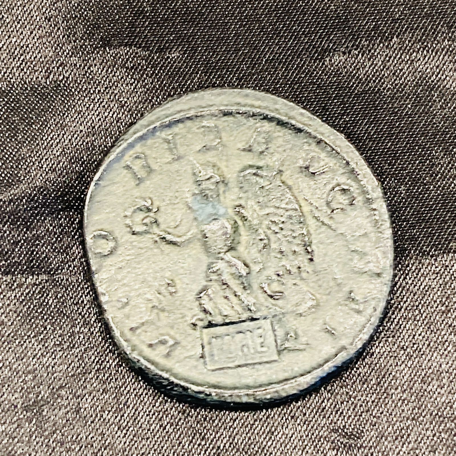 A【レプリカコイン】ローマ帝国 デナリウス銀貨 カラカラ帝 セラピス神