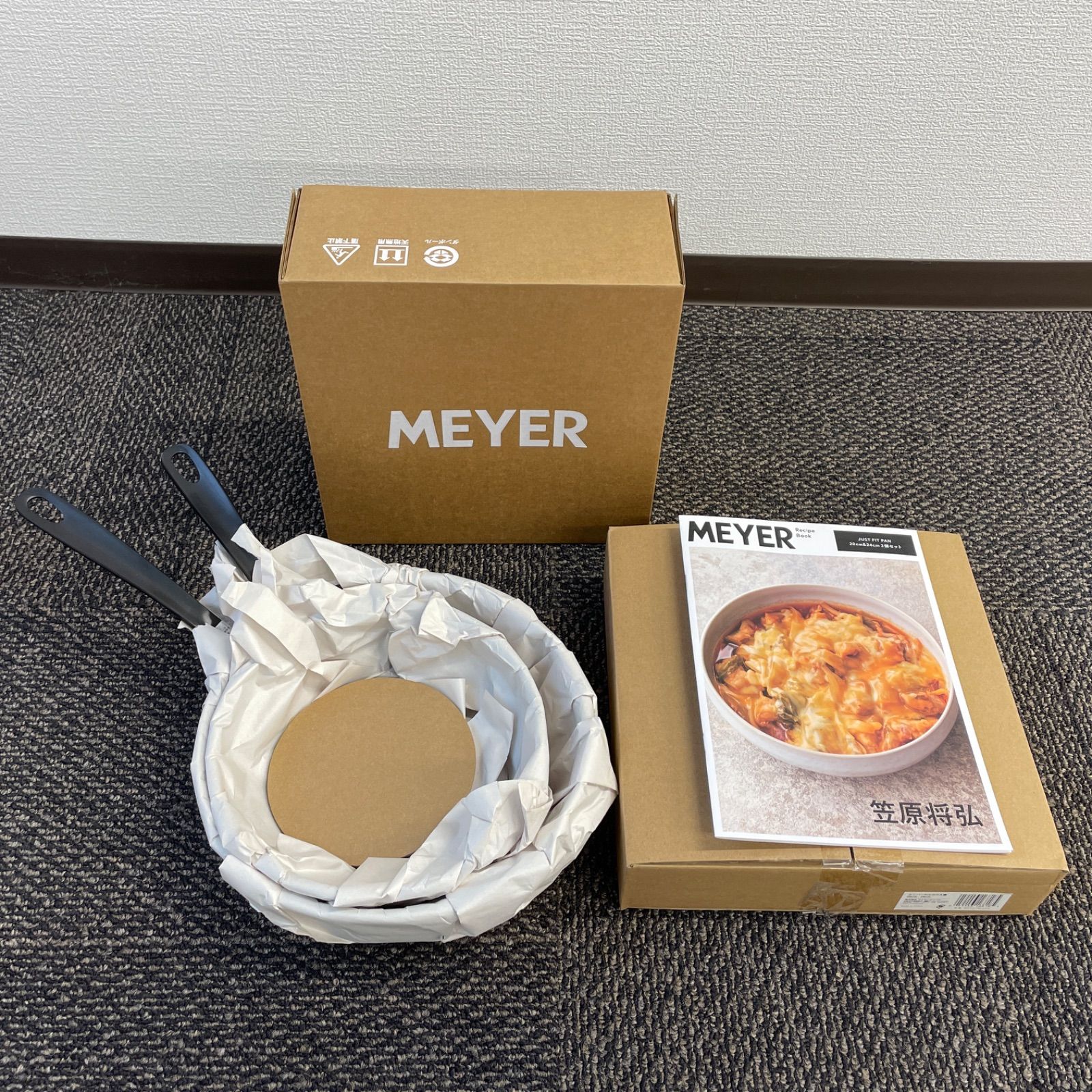 【未使用】MEYER 調理器具まとめ 未使用品】MEYER マイヤー フライパン、蓋、鍋 まとめ 調理器具 - メルカリ