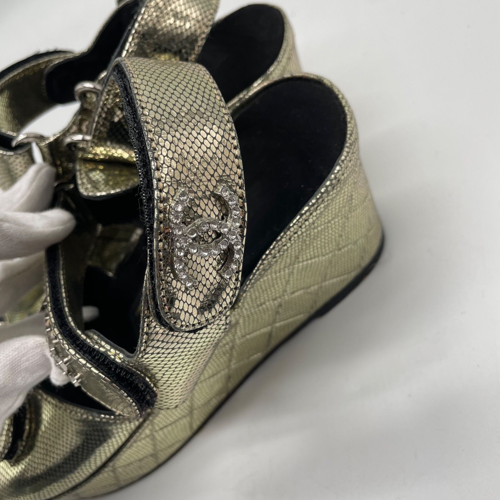 ラインストーン