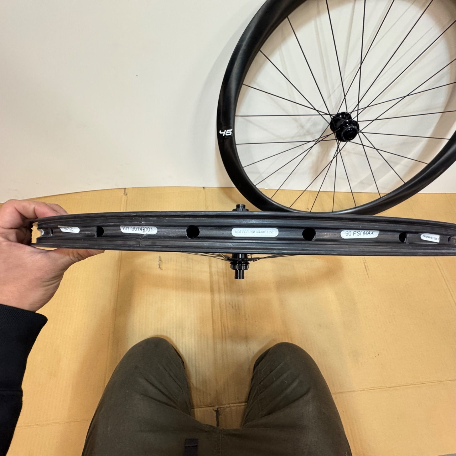 新車外し・未使用品】ENVE 45 INNERDRIVE シマノフリー Disc カーボン