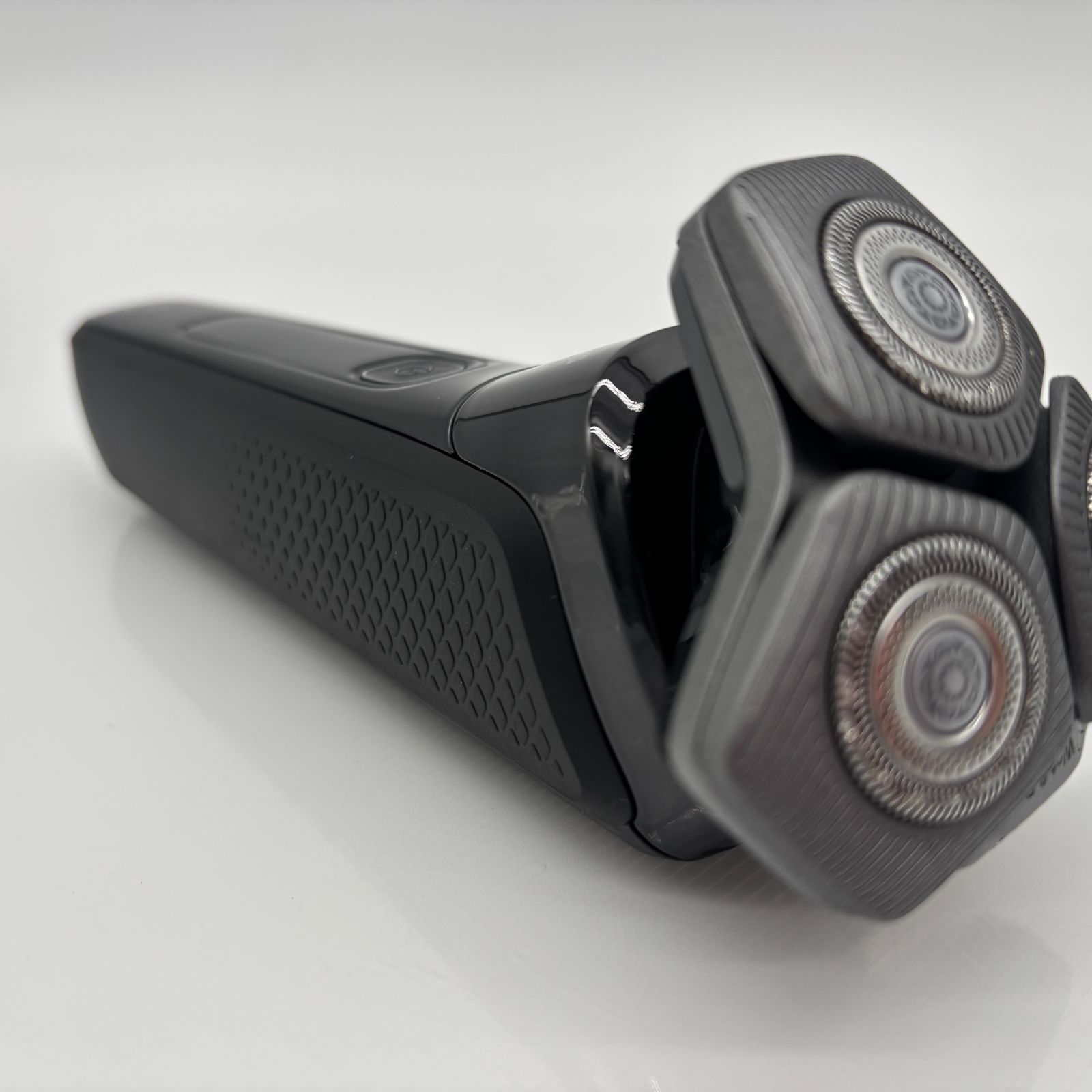 中古・美品】フィリップス 電気シェーバー 9000シリーズ S9696/50