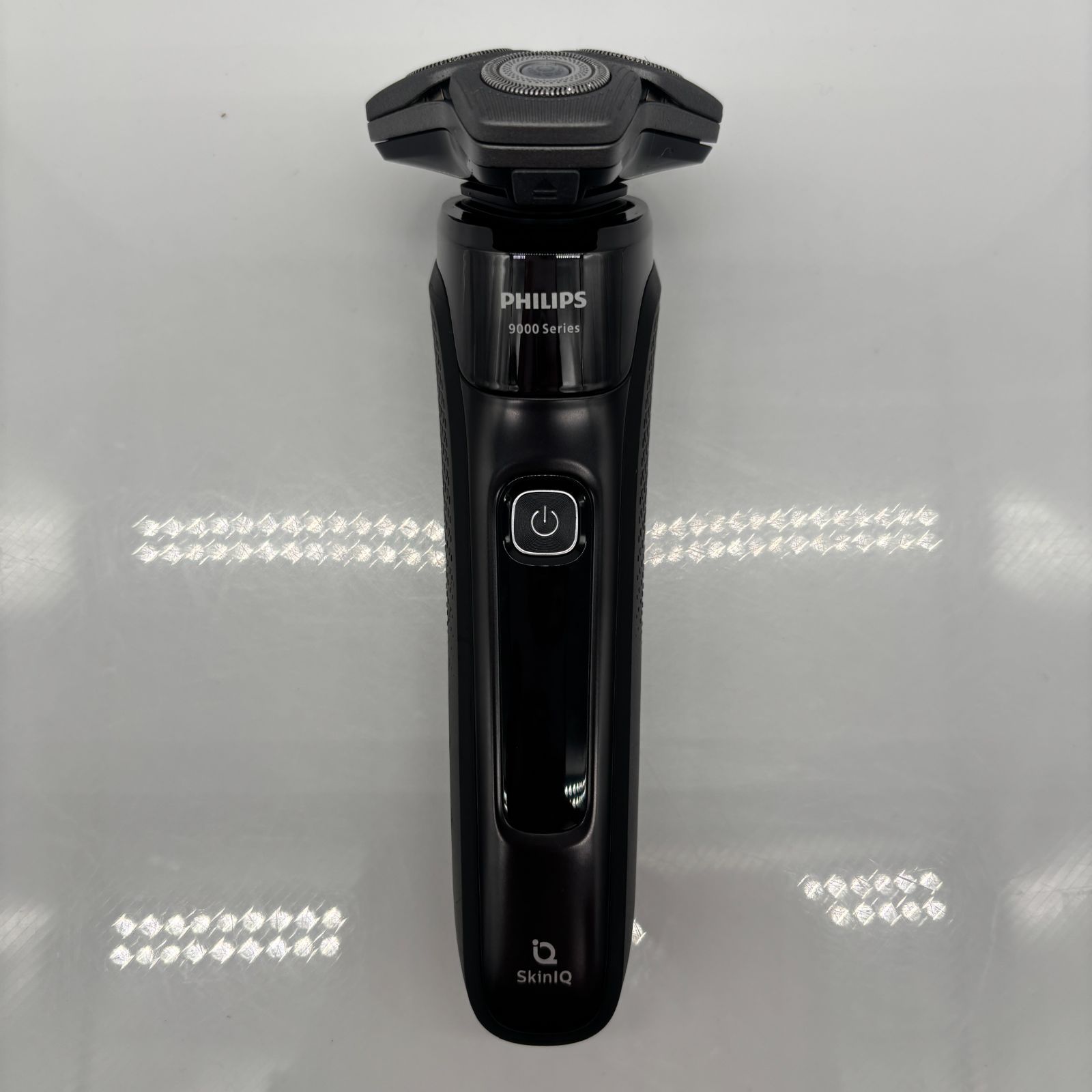 中古・美品】フィリップス 電気シェーバー 9000シリーズ S9696/50