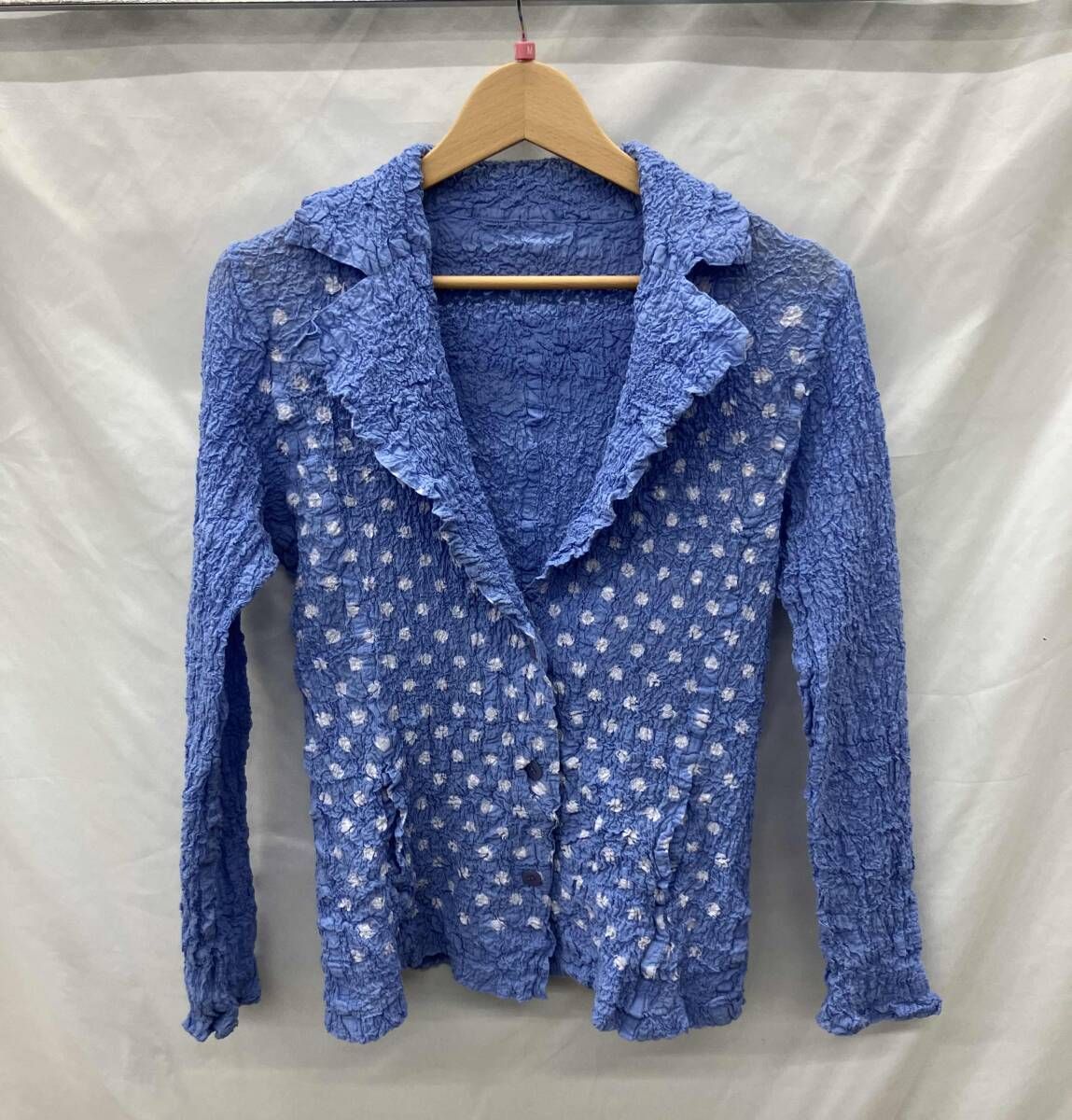 値下げ中！！me ISSEY MIYAKE ドット柄 中古・古着通販】me ISSEY MIYAKE (ミーイッセイ ミヤケ) ドット柄