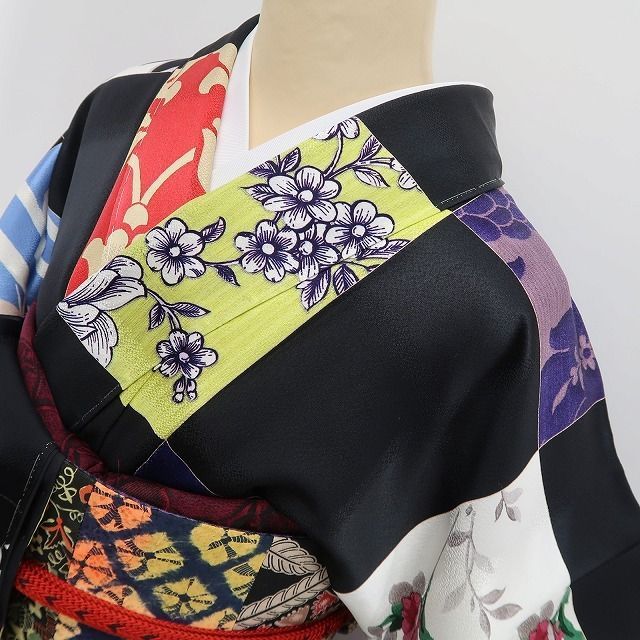 ❁tomihisa❁新品 善之助 着物 正絹 仕付け糸付”色と柄が奏でる唯一無