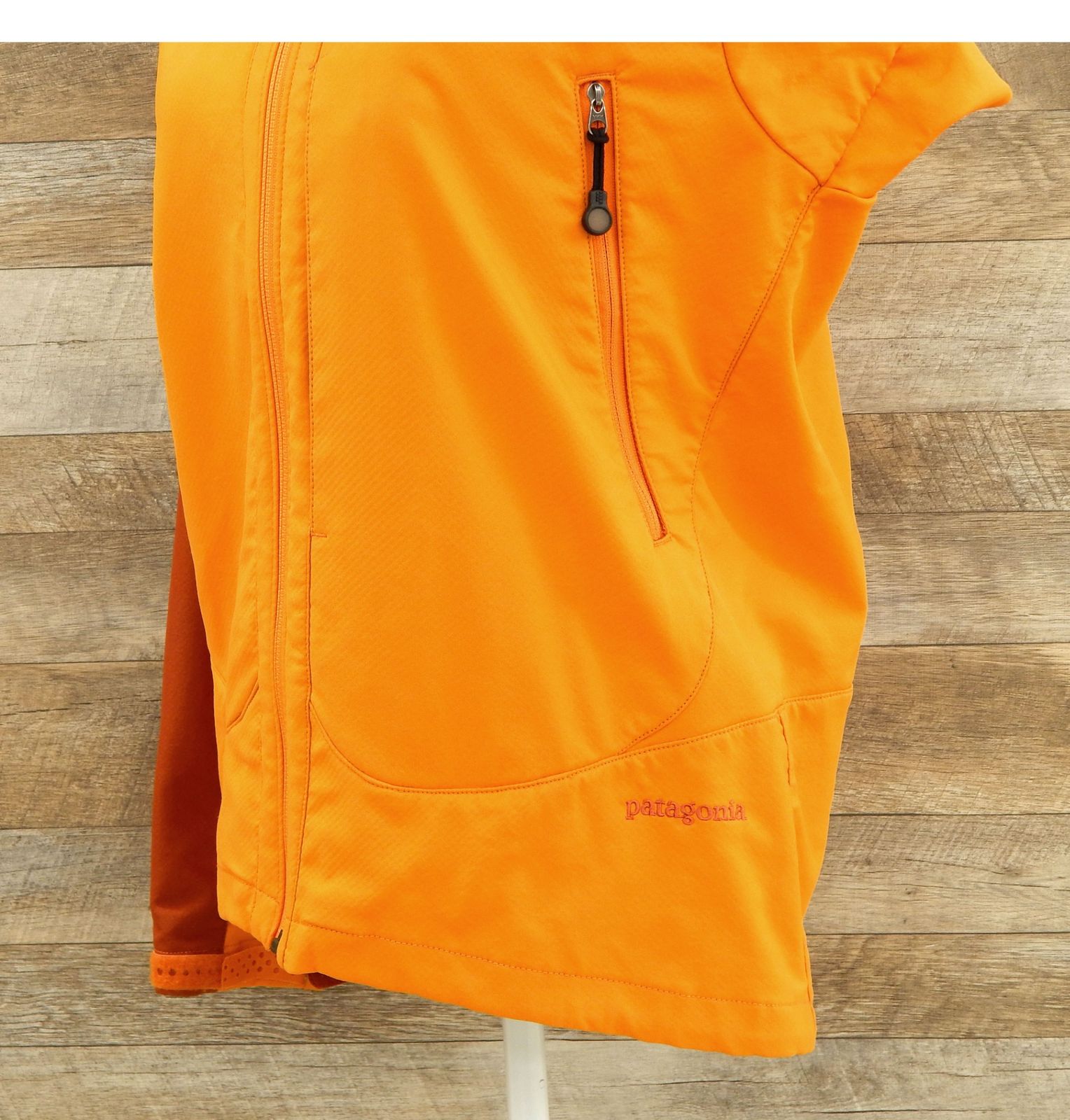patagonia パタゴニア マウンテンパーカー 83720FA オレンジ 