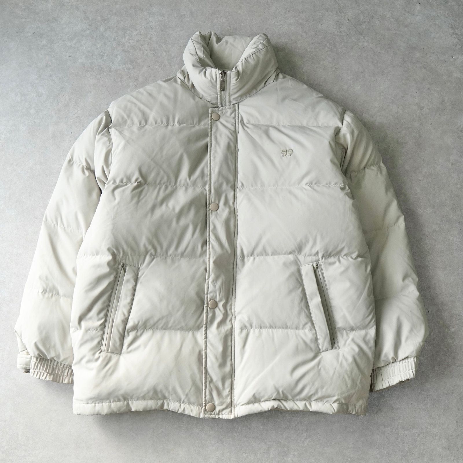 バレンシアガ ヴィンテージ BBロゴ ダウンジャケット アイボリー