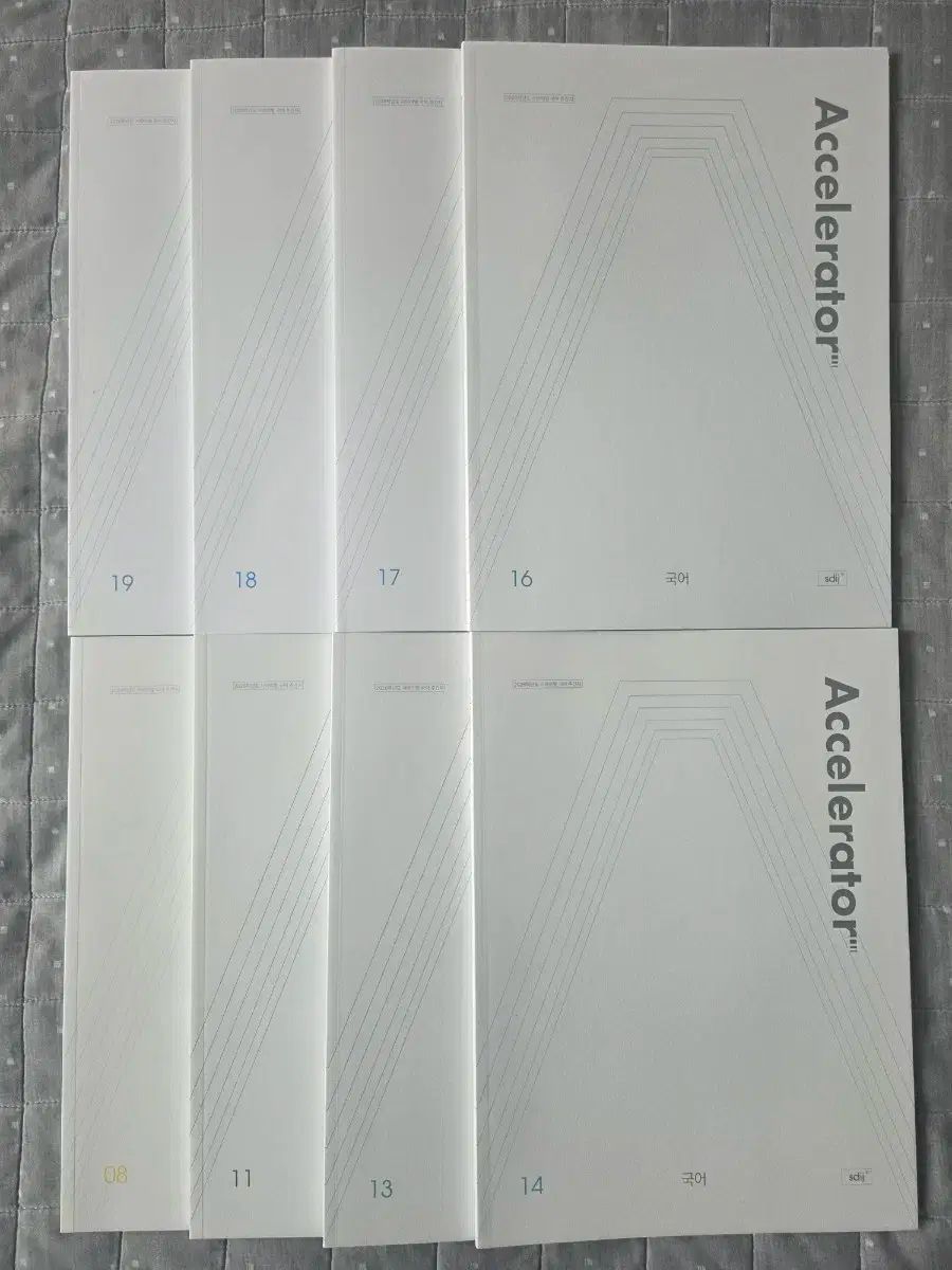 柳田悠岐　モバイルバッテリー ソフトバンクホークス 柳田悠岐 1000本安打記念モバイルバッテリー