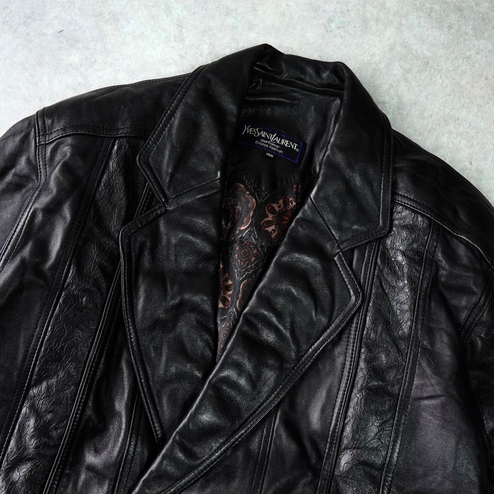 イヴ サンローラン ヴィンテージ 総裏地 YSLロゴボタン レザー