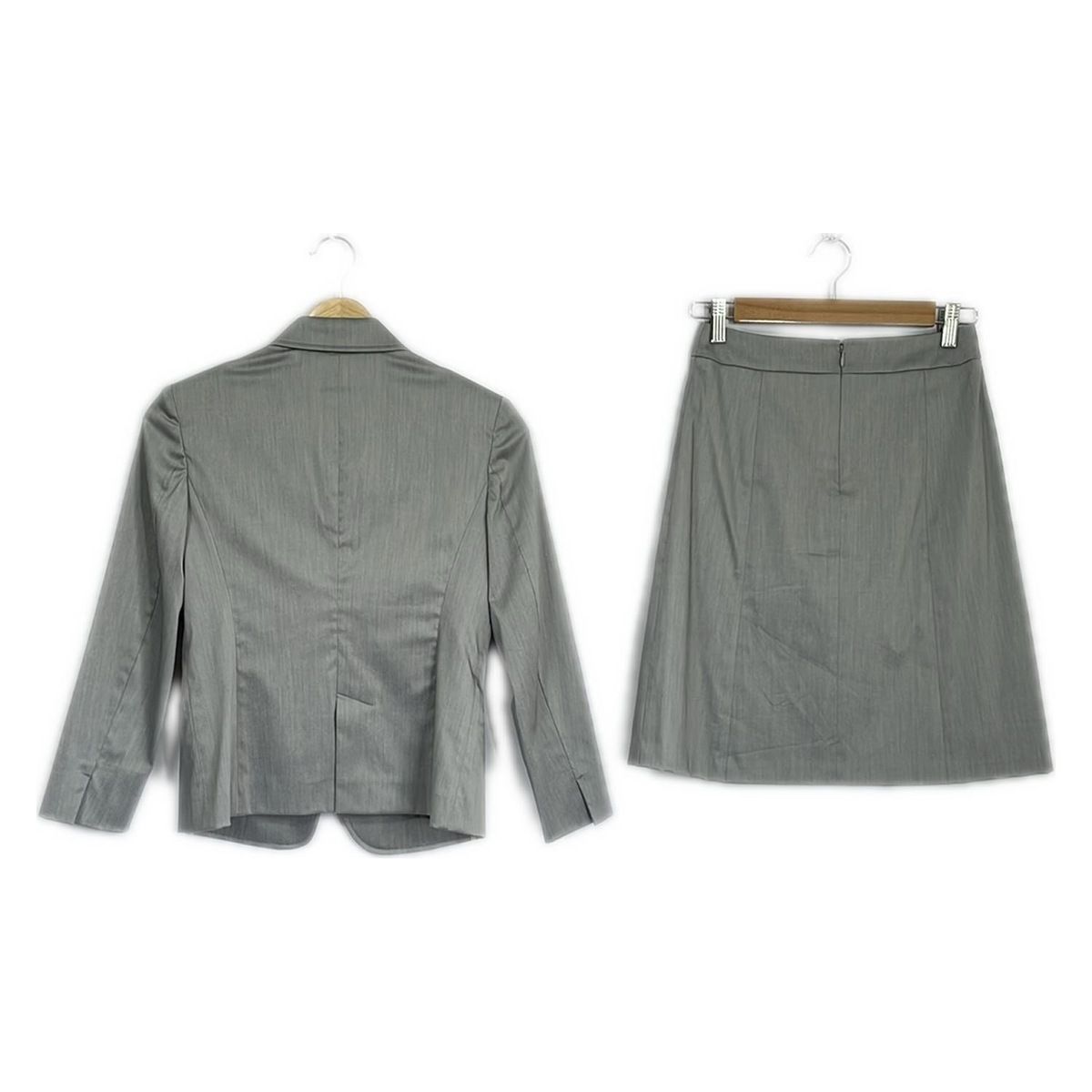23区(ニジュウサンク) スカートスーツ レディース美品 - グレー 3点