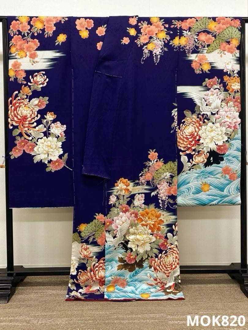 振袖 仮絵羽 金彩 牡丹 舞台衣装 正絹 未仕立て品 八掛付き MOK820