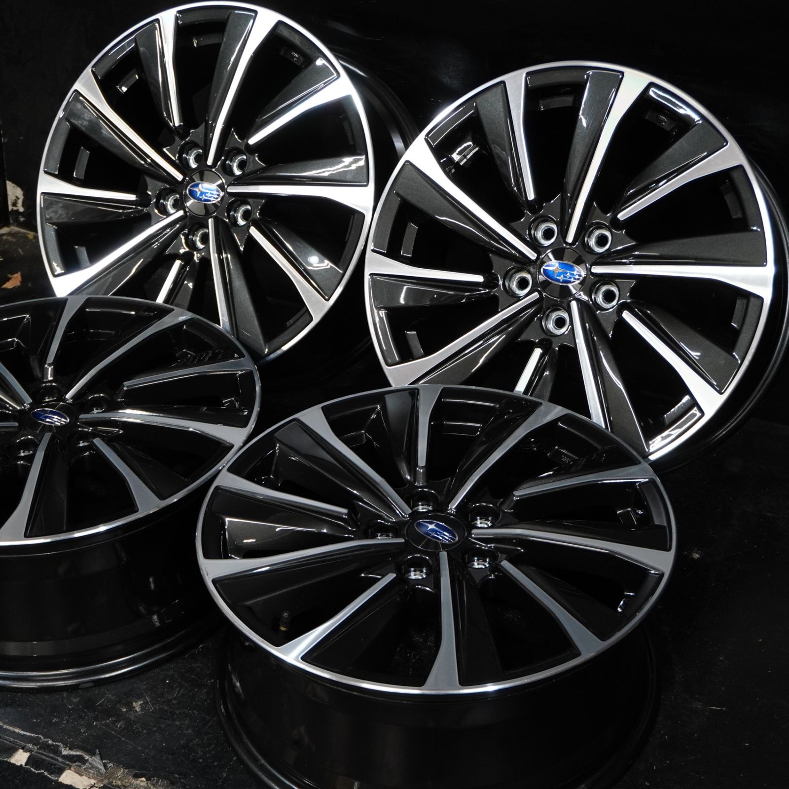 VN系 レヴォーグ 純正ホイール 【 18×7.5J +55 114.3 5H 4本