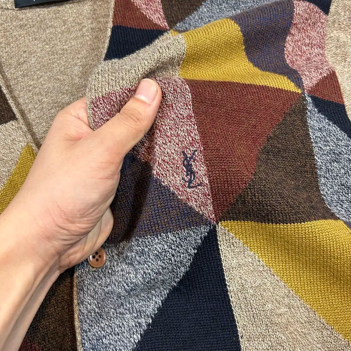 イヴ・サンローランウールジャケット　クリスマスカラー　　期間限定出品です❣️ L) YVES SAINT LAURENT イヴ・サンローラン ウール ジャケット - メルカリ