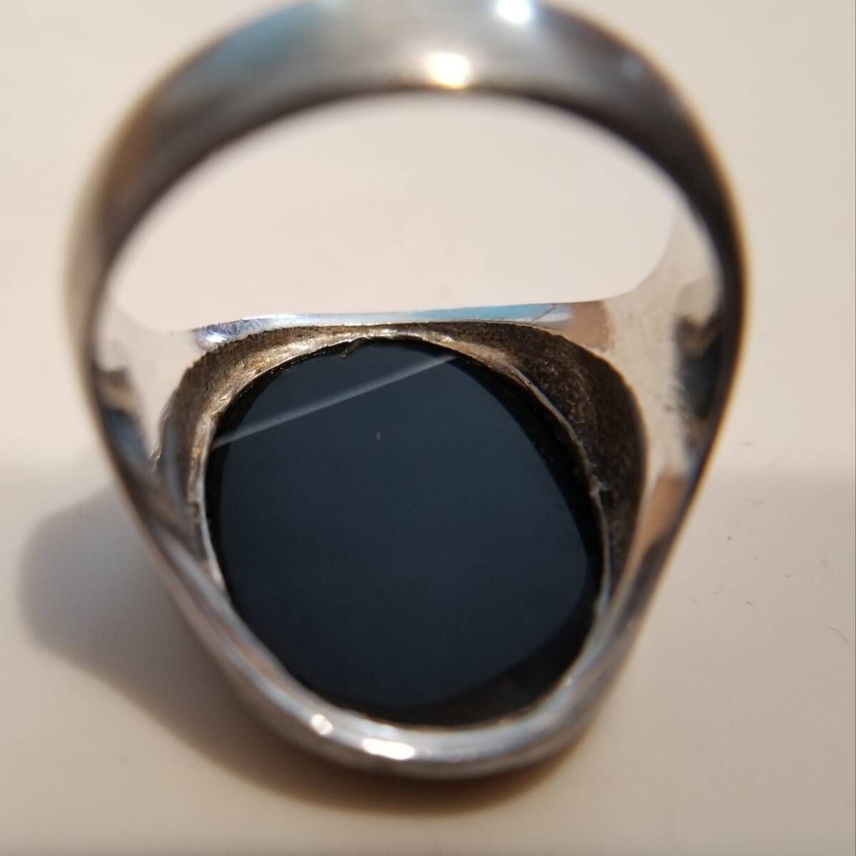 1978年 英国 ヴィンテージ オニキス オーバル インレイ シグネット