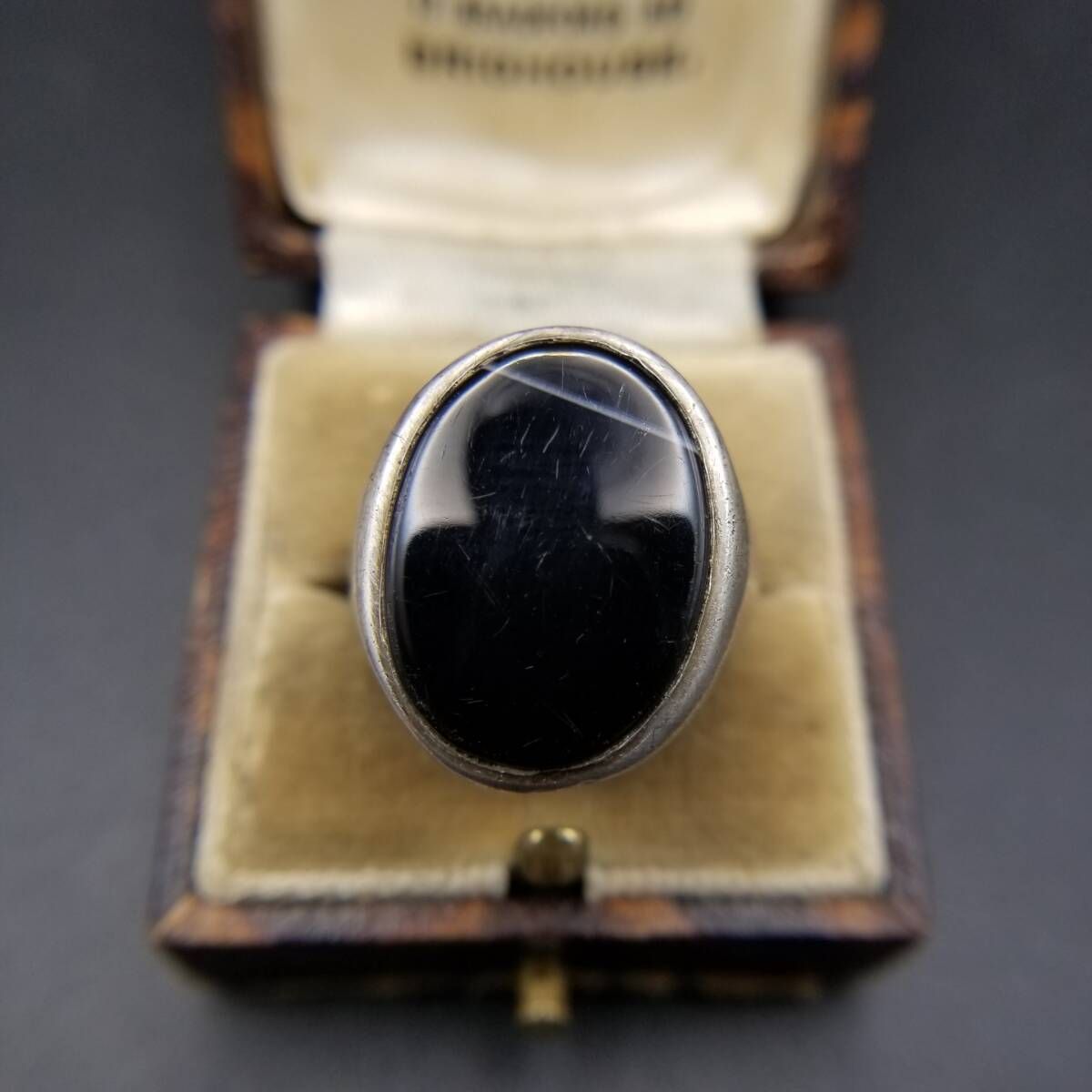 1978年 英国 ヴィンテージ オニキス オーバル インレイ シグネット