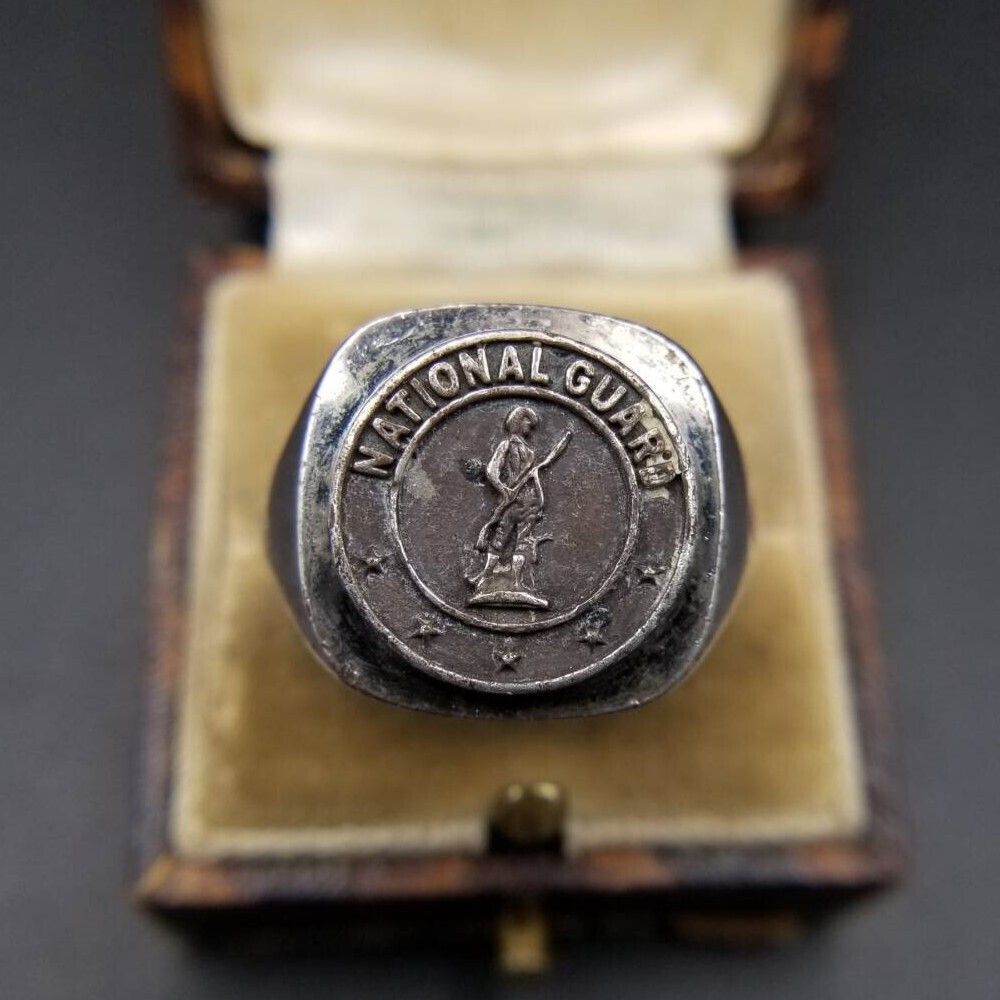 未開栓】干支 酉 鶏型 陶器 ウイスキー サントリー ローヤル12年 最新