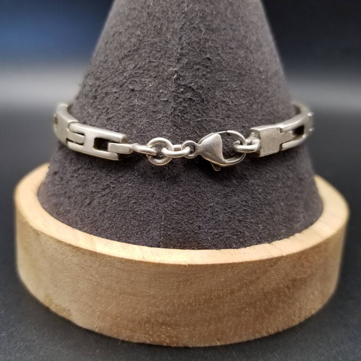 ヴィンテージ モダニストデザインブレスレット シルバー925 USA製 2002年 英国 ヴィンテージ モダニスト Y字チェーン 925 シルバー